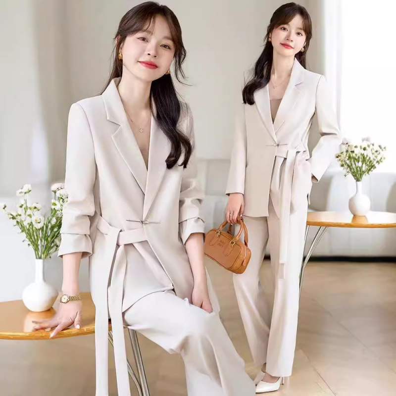 Conjunto de traje de alta gama - High End Women'S Formal Wear reseña y precio